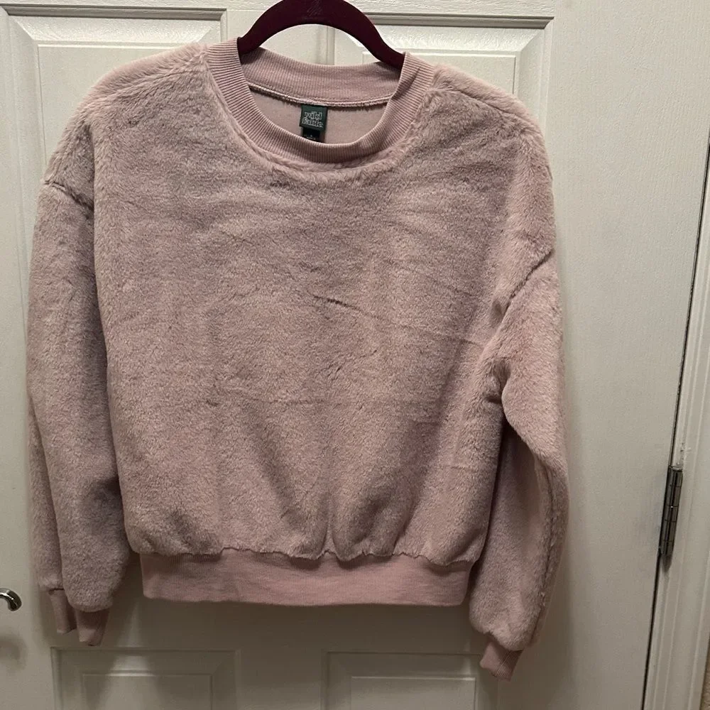 Wild Fable Super Soft Pink Fleece Sweatshirt Size Small - Picture 1 of 1